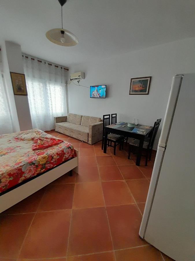 Tomas 1 Apartament